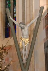 Gabelkreuz Pfarrkirche St. Maximin, Ettringen